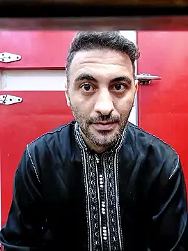 Snapshot of mahdiDido chatting on 28, 10, 2025 mahdiDido online show from 28, 10, 2025