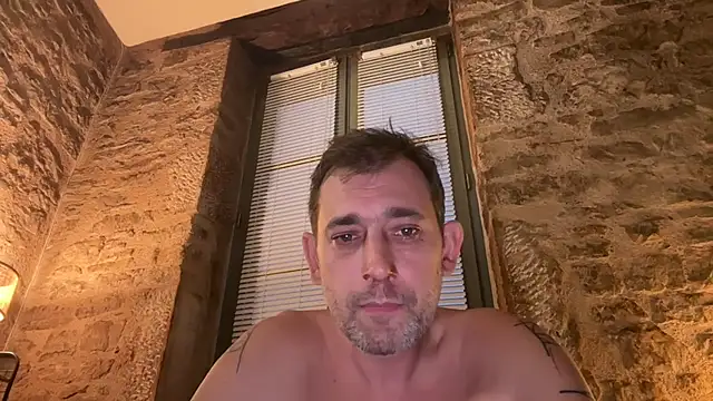 Snapshot of tamtamat46 chatting on 24, 10, 2025 tamtamat46 online show from 24, 10, 2025