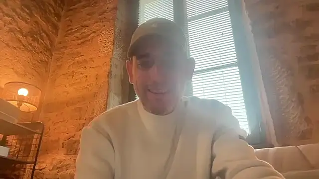 Snapshot of tamtamat46 chatting on 8, 1, 2026 tamtamat46 online show from 8, 1, 2026