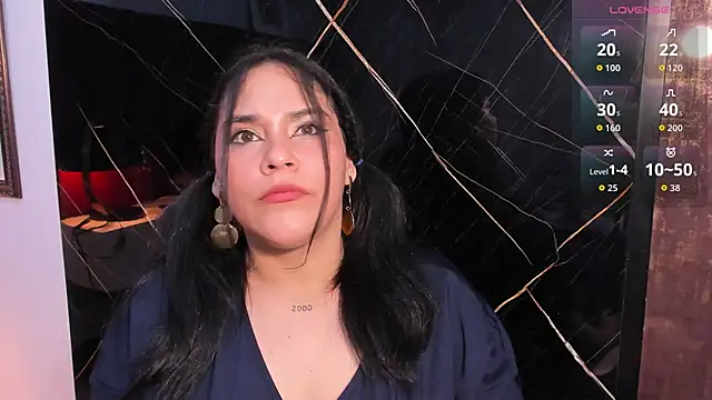 TIFFANY GLOW   online show from 14, 9, 2025