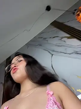 Snapshot of Gaby-Herrera chatting on 24, 9, 2025 Gaby-Herrera online show from 24, 9, 2025