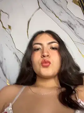 Snapshot of Gaby-Herrera chatting on 29, 11, 2025 Gaby-Herrera online show from 29, 11, 2025