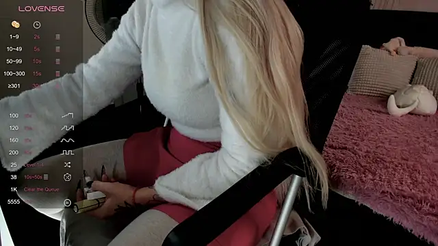 Kira Key online show from 20, 12, 2025