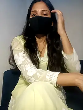 TheSassyGirl7 online show from 11, 11, 2025