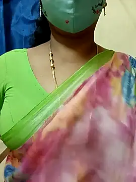 Snapshot of sushma26 chatting on 4, 7, 2026 sushma26 online show from 4, 7, 2026