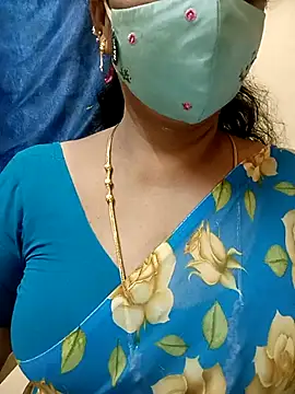 Snapshot of sushma26 chatting on 7, 7, 2026 sushma26 online show from 7, 7, 2026