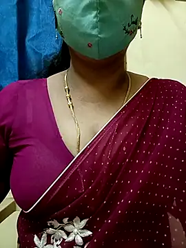 Snapshot of sushma26 chatting on 23, 7, 2026 sushma26 online show from 23, 7, 2026