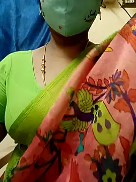 Snapshot of sushma26 chatting on 25, 7, 2026 sushma26 online show from 25, 7, 2026