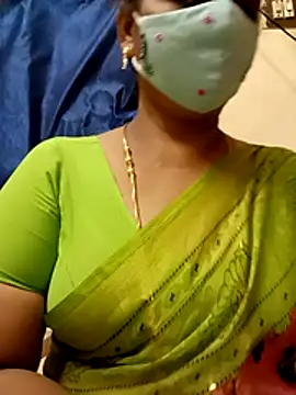 Snapshot of sushma26 chatting on 26, 7, 2026 sushma26 online show from 26, 7, 2026