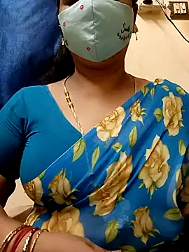 Snapshot of sushma26 chatting on 27, 7, 2026 sushma26 online show from 27, 7, 2026