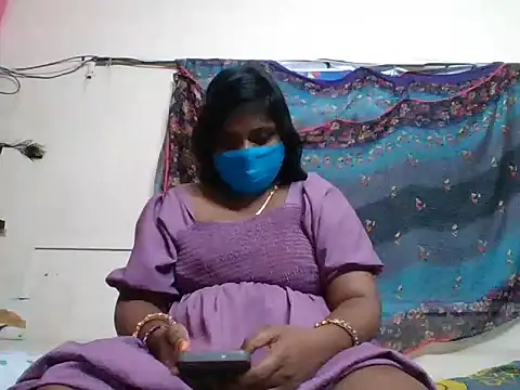 Snapshot of anubabysk12 chatting on 14, 9, 2025 anubabysk12 online show from 14, 9, 2025