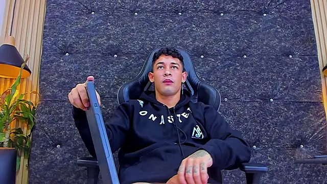 Snapshot of Jeff_Brunno_ chatting on 29, 9, 2025 Jeff Brunno online show from 29, 9, 2025