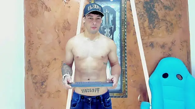 Snapshot of Jeff_Brunno_ chatting on 19, 11, 2025 Jeff Brunno online show from 19, 11, 2025