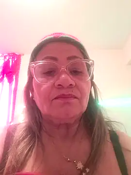 Snapshot of Vickysweeeettt chatting on 16, 12, 2025 Vickysweeeettt online show from 16, 12, 2025