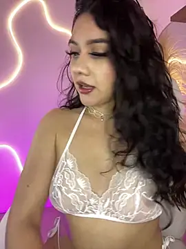 Zoe Serrat online show from 16, 9, 2025