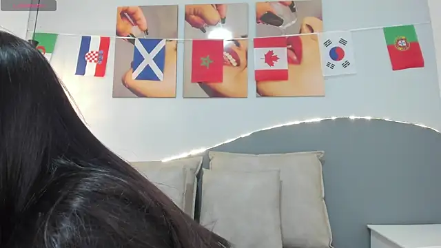 Sara mora  online show from 17, 7, 2026