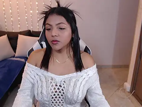 veronica em1 online show from 13, 9, 2025