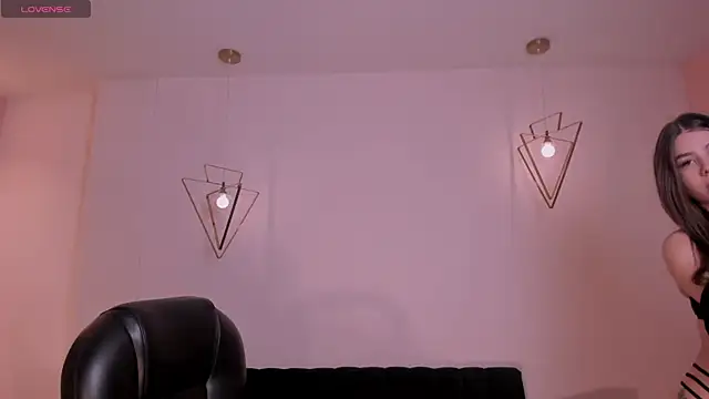 TiffannySins online show from 28, 10, 2025