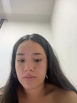 Snapshot of Luciaparker03 chatting on 18, 7, 2026 Luciaparker03 online show from 18, 7, 2026