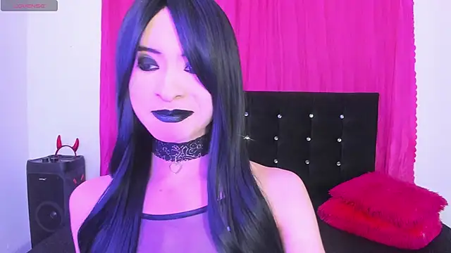 cutenaked 8 online show from 25, 7, 2026