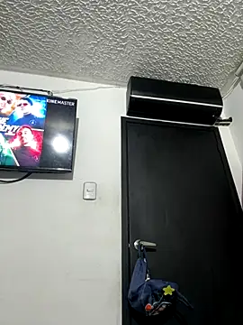 evelyn 1702 online show from 14, 12, 2025