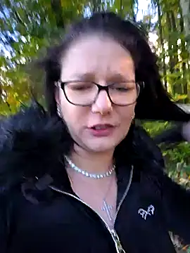 Snapshot of Swiss_Lady chatting on 24, 10, 2025 Swiss Lady online show from 24, 10, 2025