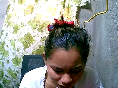 Snapshot of Sweeetgurll chatting on 17, 10, 2025 Sweeetgurll online show from 17, 10, 2025