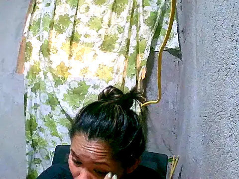 Snapshot of Sweeetgurll chatting on 27, 11, 2025 Sweeetgurll online show from 27, 11, 2025