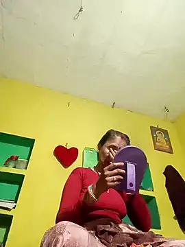 Snapshot of Monika_thakurr chatting on 16, 9, 2025 Monika thakurr online show from 16, 9, 2025