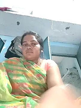 Snapshot of Rashi_cut chatting on 6, 10, 2025 Rashi cut online show from 6, 10, 2025