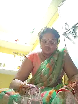 Snapshot of Rashi_cut chatting on 9, 10, 2025 Rashi cut online show from 9, 10, 2025