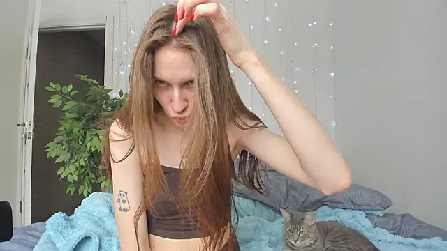 Kelly Gerzikaa online show from 23, 2, 2026