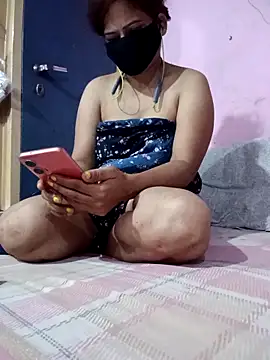 Snapshot of Rinki_bhabhiji chatting on 4, 10, 2025 Rinki bhabhiji online show from 4, 10, 2025