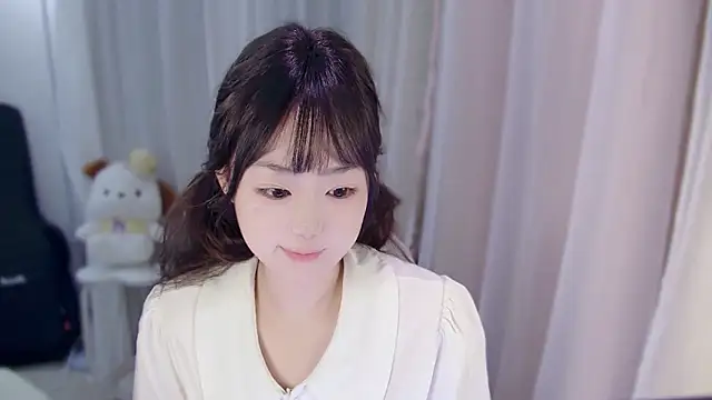 Snapshot of YUANYUAN-A chatting on 9, 11, 2025 YUANYUAN-A online show from 9, 11, 2025