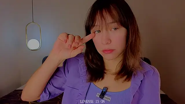 BritniBers online show from 4, 12, 2025