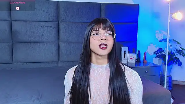 Slenna Moon online show from 27, 2, 2026