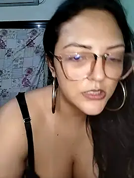 Snapshot of AuroraChest chatting on 2, 10, 2025 AuroraChest online show from 2, 10, 2025