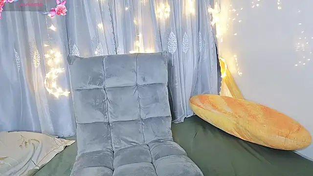 Snapshot of Jade-0906 chatting on 17, 9, 2025 Jade-0906 online show from 17, 9, 2025