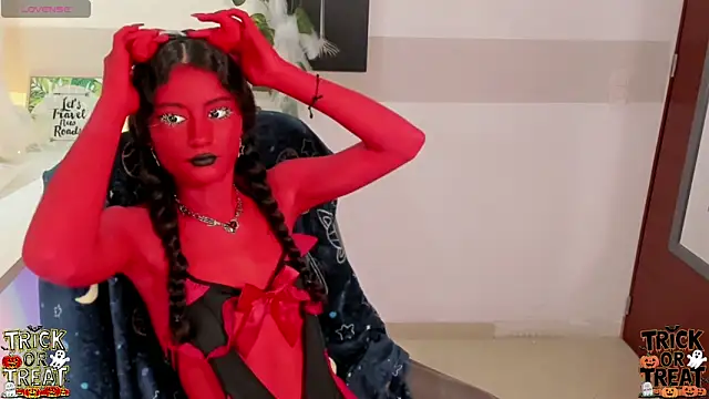 Krysten Riter online show from 31, 10, 2025