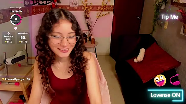 Snapshot of Krysten_Riter chatting on 24, 6, 2026 Krysten Riter online show from 24, 6, 2026