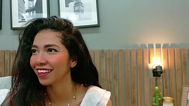 luna roja25 online show from 12, 11, 2025