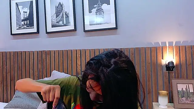 luna roja25 online show from 26, 2, 2026