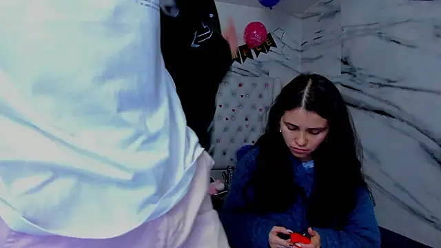 Ari and Storm online show from 28, 2, 2026