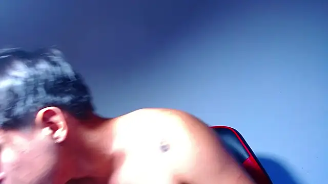 rowanbigboy23 online show from 13, 4, 2026