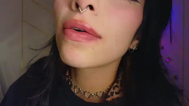 Hollyxx  online show from 15, 11, 2025