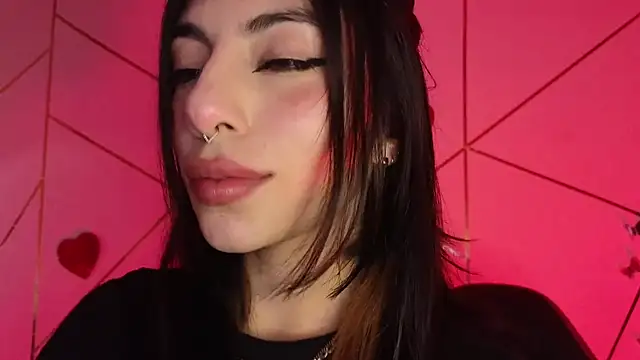 Hollyxx  online show from 13, 3, 2026