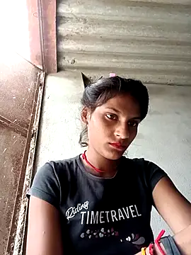 Snapshot of Jyoti_thakurr chatting on 12, 9, 2025 Jyoti thakurr online show from 12, 9, 2025