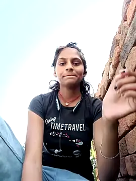 Snapshot of Jyoti_thakurr chatting on 14, 9, 2025 Jyoti thakurr online show from 14, 9, 2025