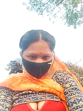 Snapshot of Sabnam_thakurr chatting on 13, 11, 2025 Sabnam thakurr online show from 13, 11, 2025