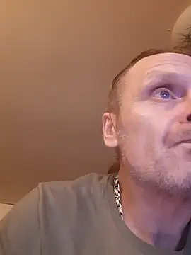 Kuba Gd online show from 1, 2, 2025